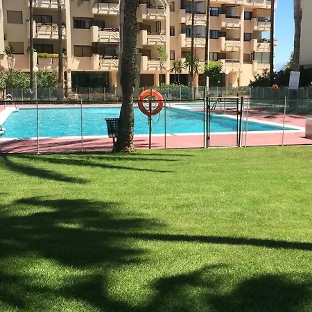 Montemarcarihuela Apartment *